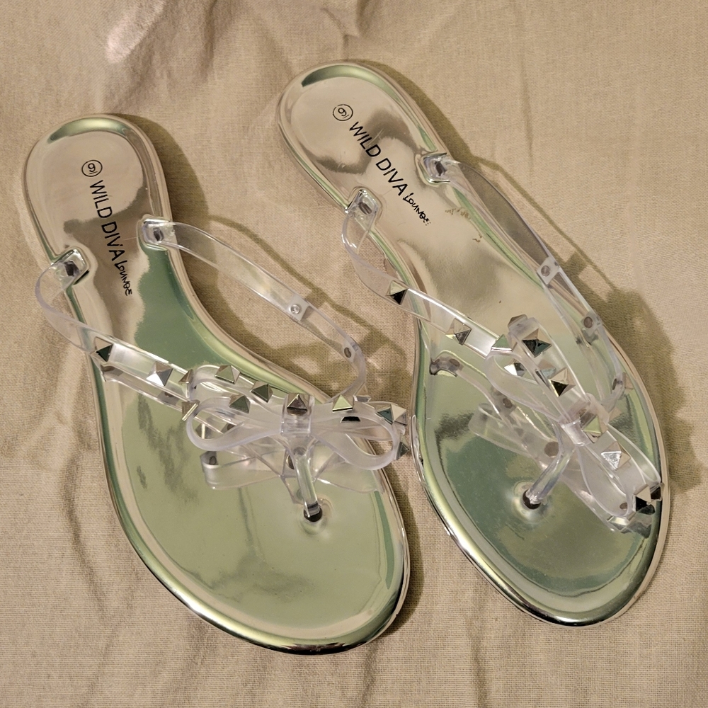 Clear Jelly Flip Flops